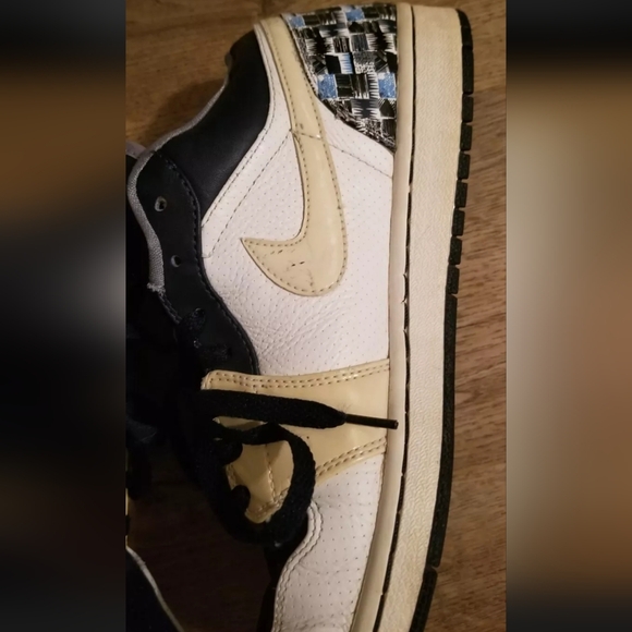 Air Jordan 1  Phat Low “Georgetown Hoyas” Shoes for Men, Size US 11 - Picture 7 of 9